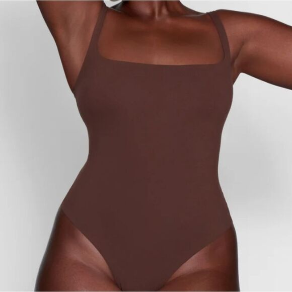 1356 NWT Skims Square Neck Bodysuit Sz Small Color Cocoa - Picture 2 of 9